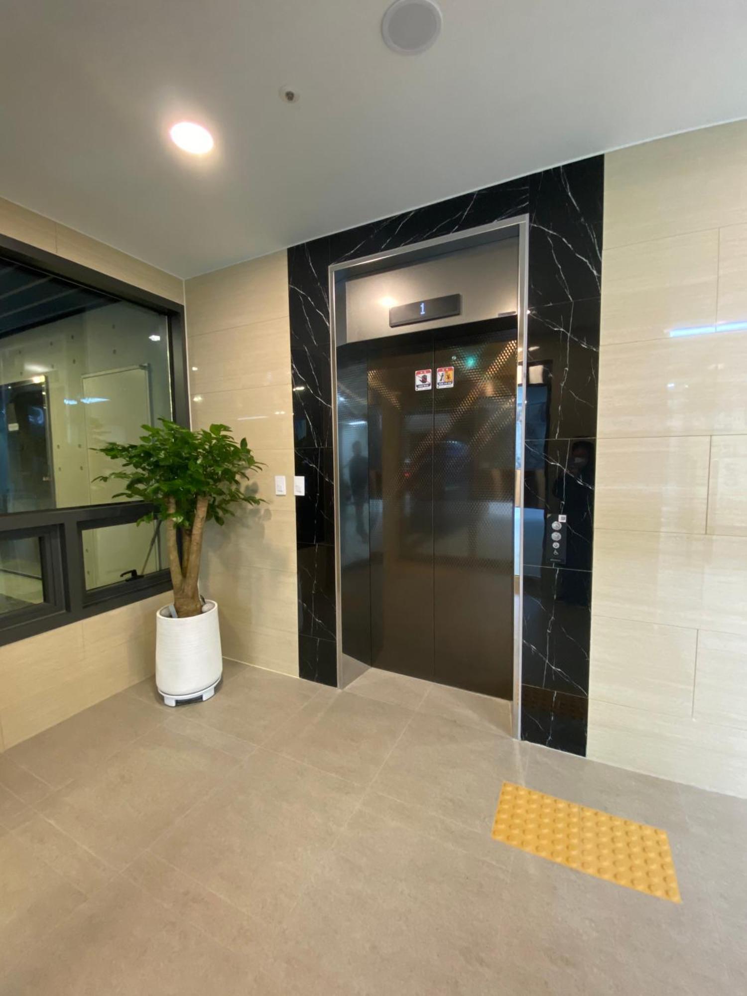 Joona Land Seoul